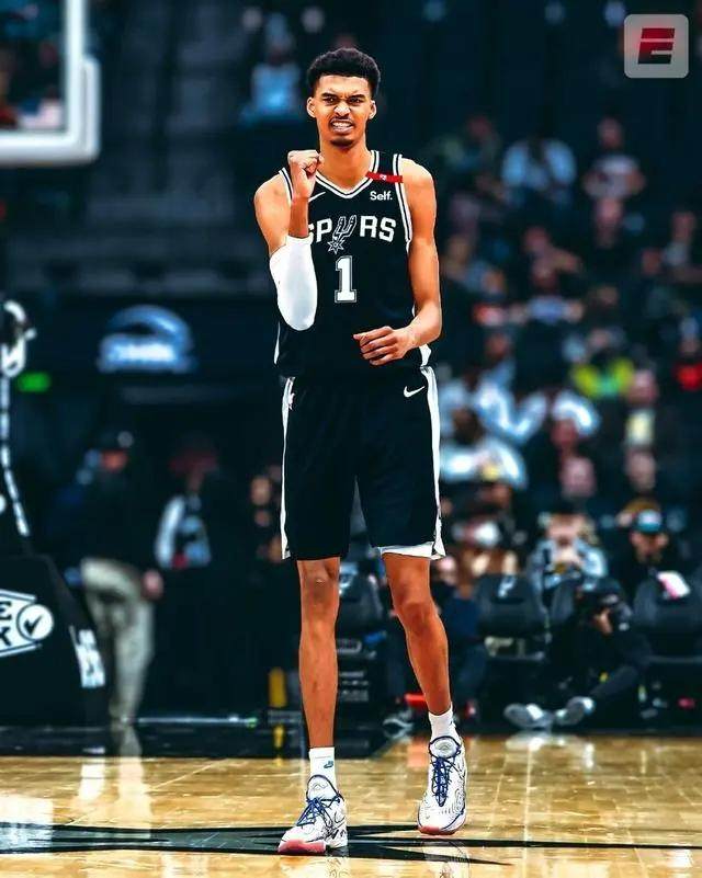 开云在线-梦想成真！马刺喜获文班亚马 波波维奇要再干几年？