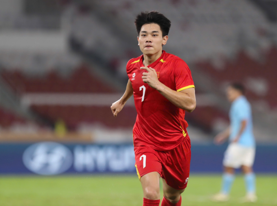 开云APP-U23亚洲杯神奇2分钟!阮庭北任意球破门,传射建功,韩国再度落后